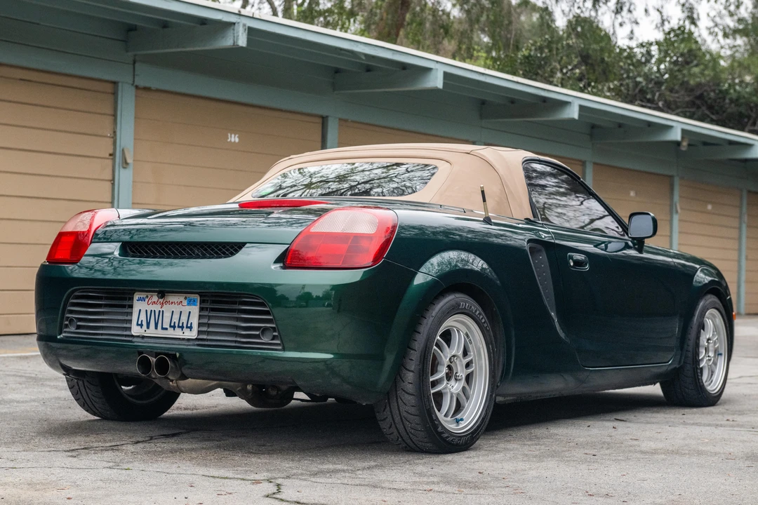 2002 Toyota MR2 Spyder/MR-S - Image 8 of 31