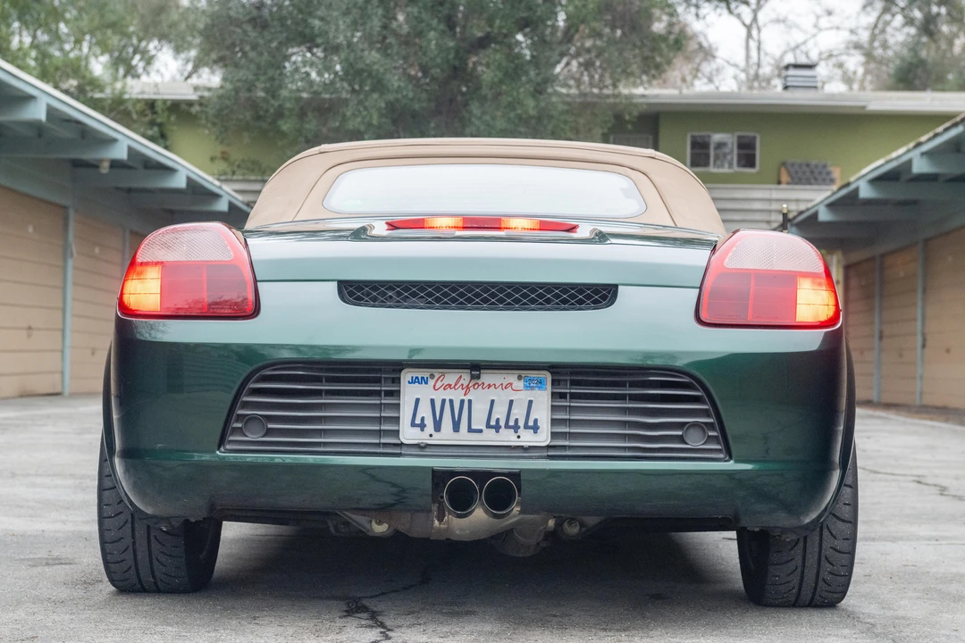 2002 Toyota MR2 Spyder/MR-S - Image 10 of 31