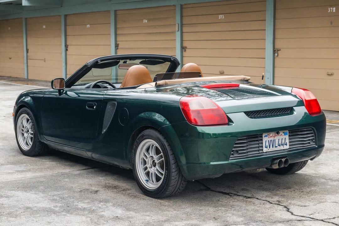 2002 Toyota MR2 Spyder/MR-S - Image 14 of 31