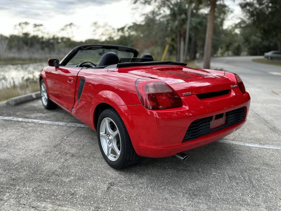 2002 Toyota MR2 Spyder/MR-S - Image 9 of 31
