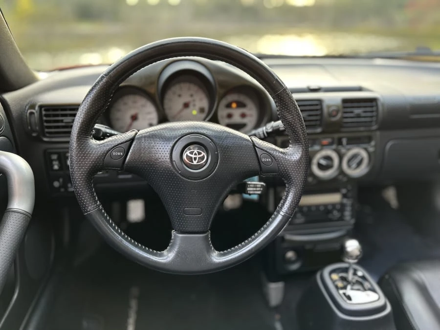 2002 Toyota MR2 Spyder/MR-S - Image 14 of 31