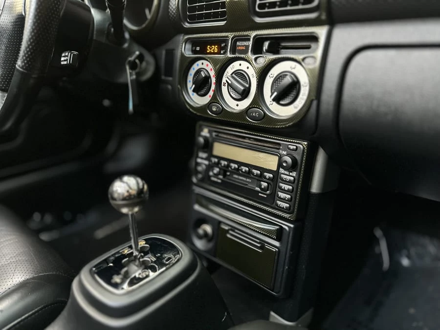 2002 Toyota MR2 Spyder/MR-S - Image 15 of 31