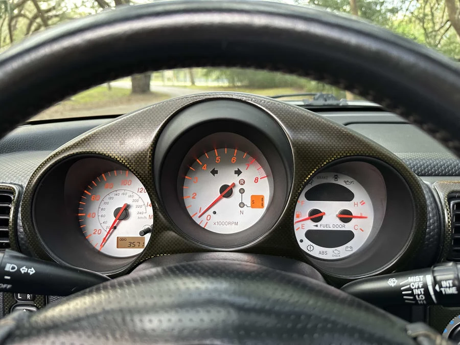 2002 Toyota MR2 Spyder/MR-S - Image 17 of 31