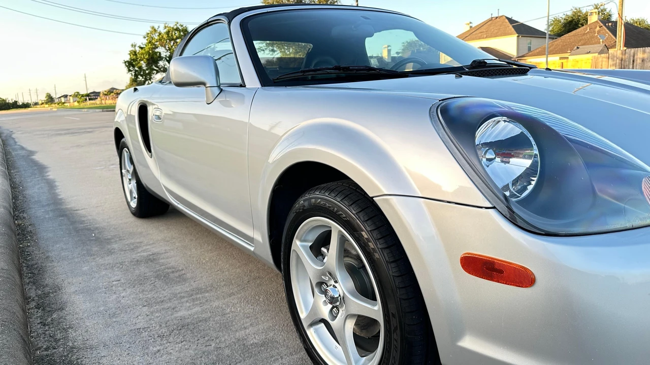2002 Toyota MR2 Spyder/MR-S - Image 31 of 31