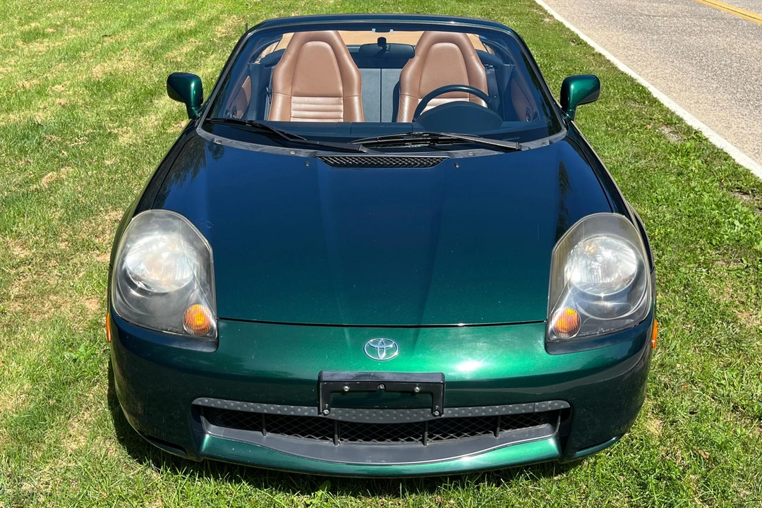 2002 Toyota MR2 Spyder/MR-S - Image 2 of 31