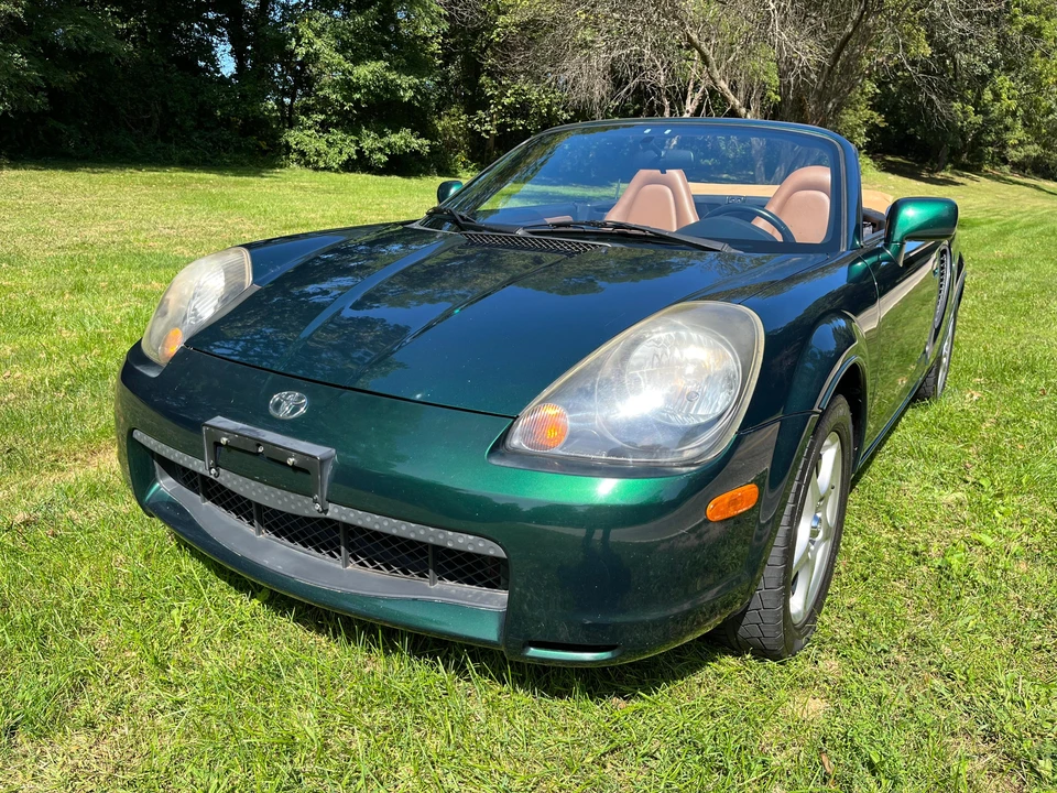 2002 Toyota MR2 Spyder/MR-S - Image 7 of 31