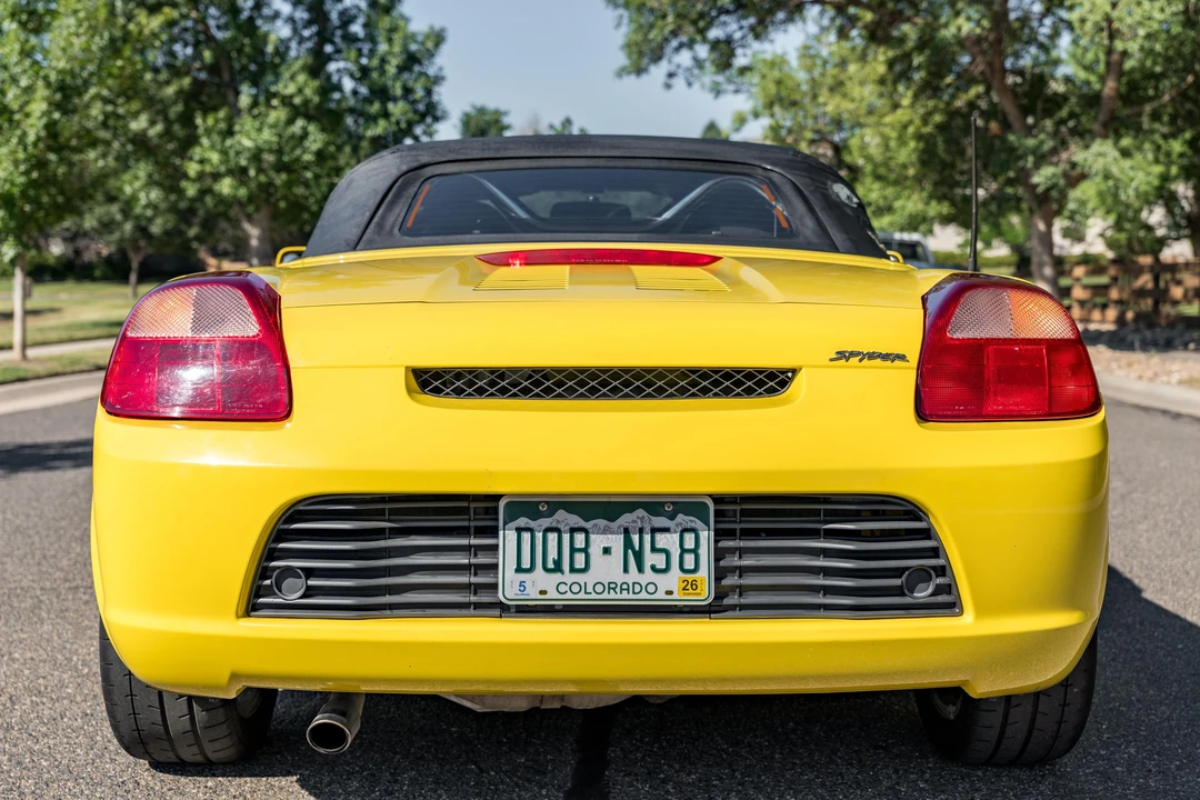 2002 Toyota MR2 Spyder/MR-S - Image 15 of 31