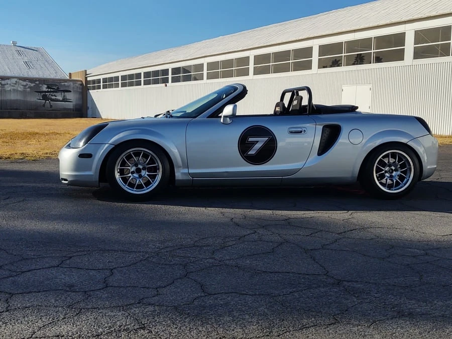 2002 Toyota MR2 Spyder/MR-S - Image 2 of 14