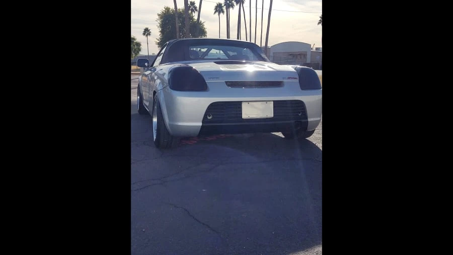 2002 Toyota MR2 Spyder/MR-S - Image 13 of 14