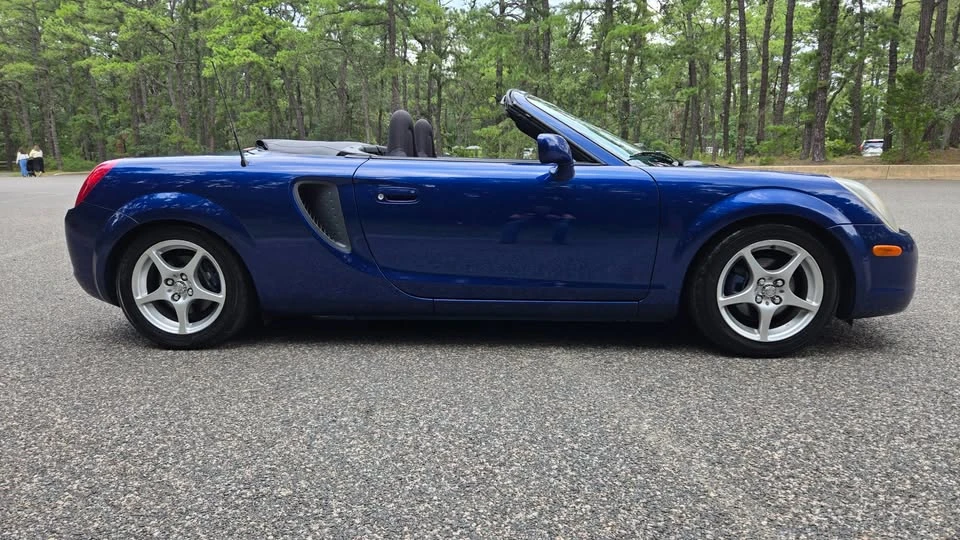 2002 Toyota MR2 Spyder/MR-S - Image 4 of 15