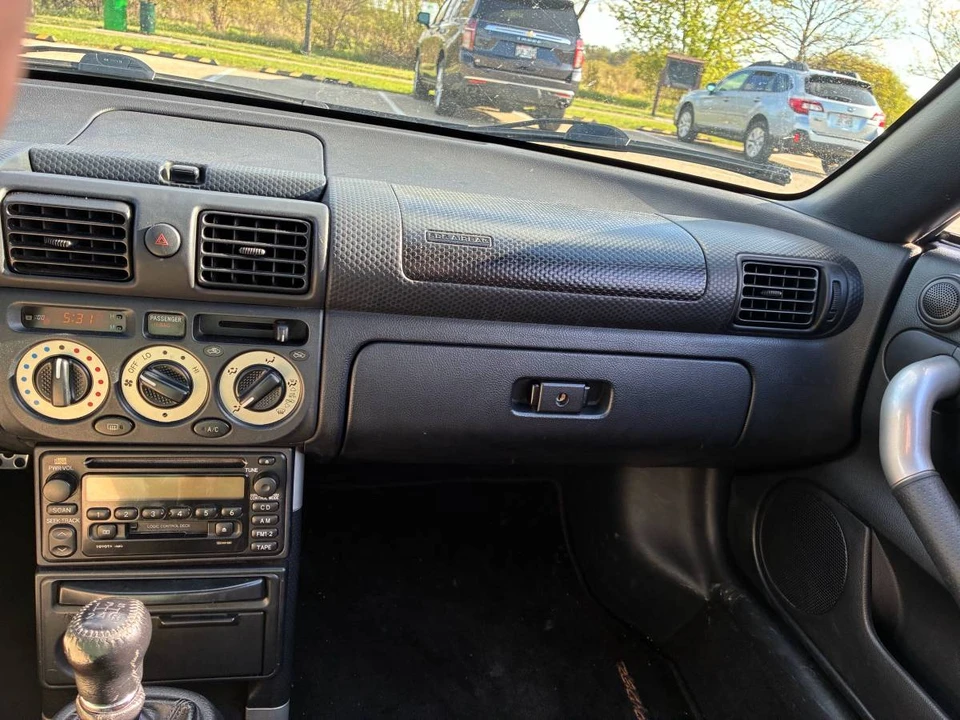 2002 Toyota MR2 Spyder/MR-S - Image 14 of 24