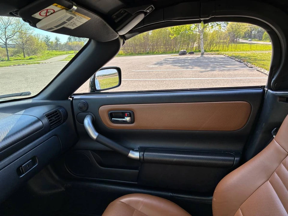 2002 Toyota MR2 Spyder/MR-S - Image 15 of 24