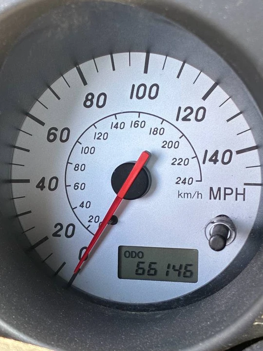 2002 Toyota MR2 Spyder/MR-S - Image 13 of 24