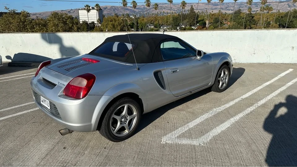 2002 Toyota MR2 Spyder/MR-S - Image 4 of 7