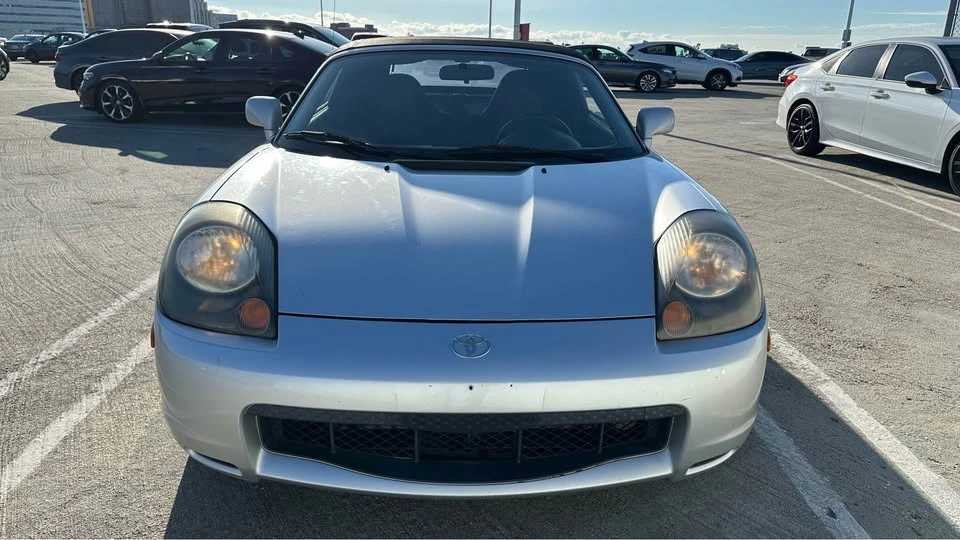 2002 Toyota MR2 Spyder/MR-S - Image 2 of 7