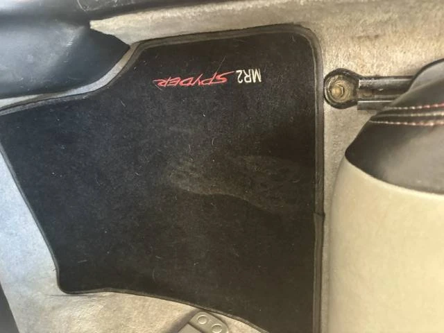 2002 Toyota MR2 Spyder/MR-S - Image 14 of 17
