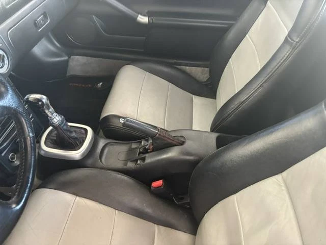 2002 Toyota MR2 Spyder/MR-S - Image 9 of 17