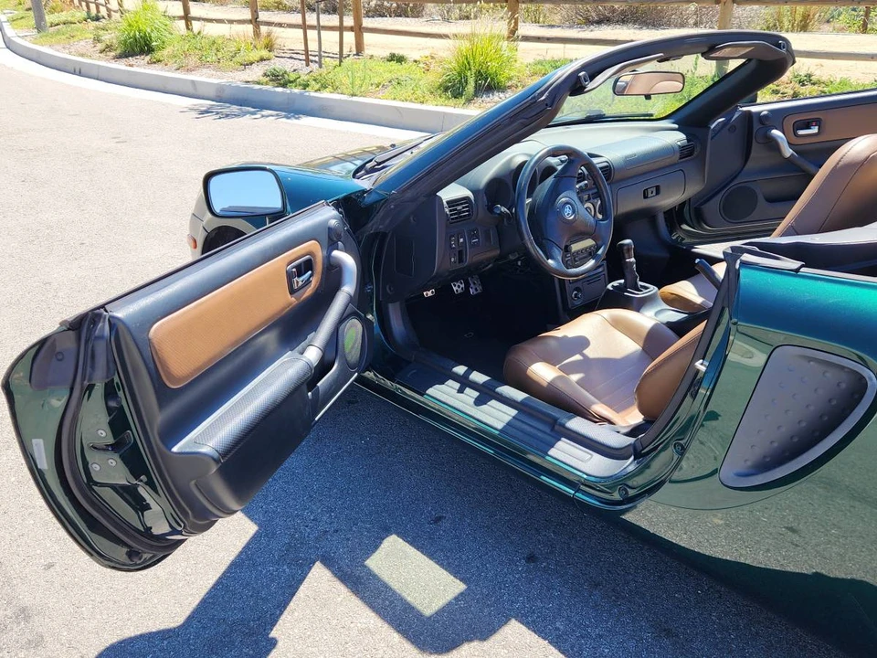2002 Toyota MR2 Spyder/MR-S - Image 6 of 9