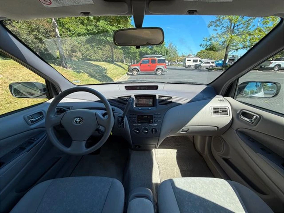 2002 Toyota Prius 1st Gen - Image 31 of 31