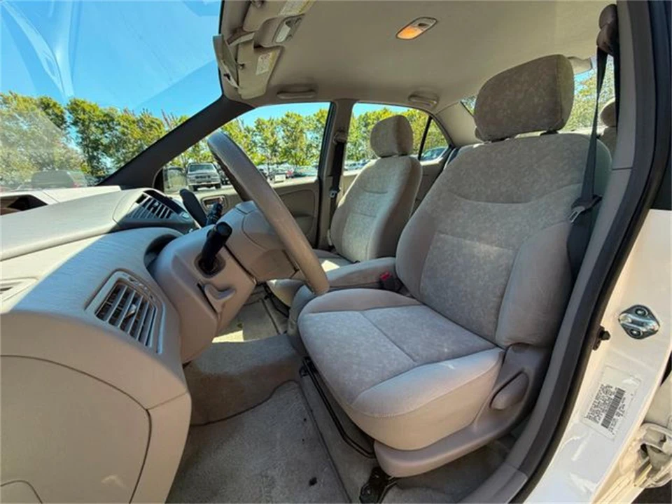 2002 Toyota Prius 1st Gen - Image 19 of 31