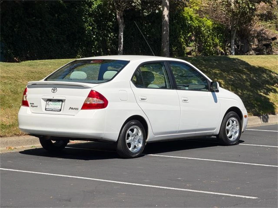 2002 Toyota Prius 1st Gen - Image 6 of 31