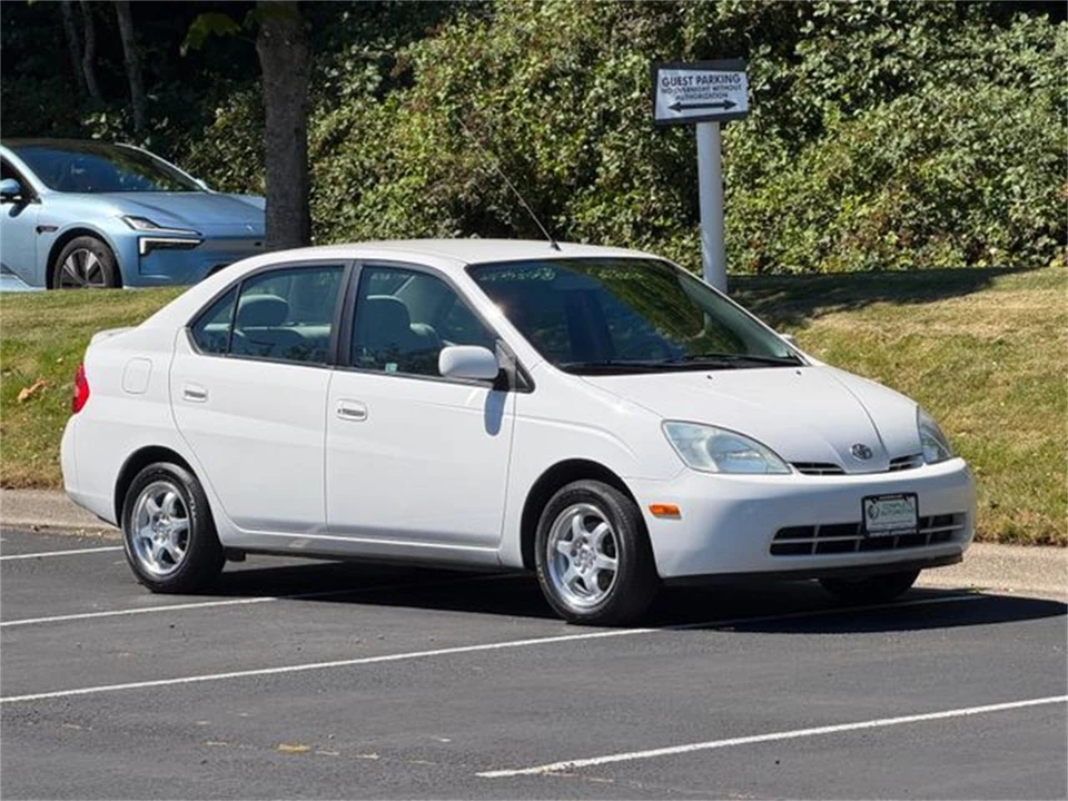 2002 Toyota Prius 1st Gen - Image 8 of 31