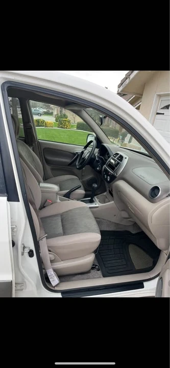 2002 Toyota RAV4 2nd Gen - Image 3 of 6