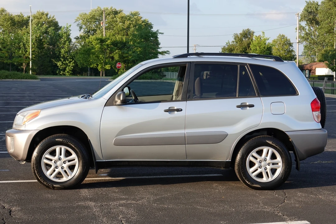 2002 Toyota RAV4 2nd Gen - Image 17 of 31