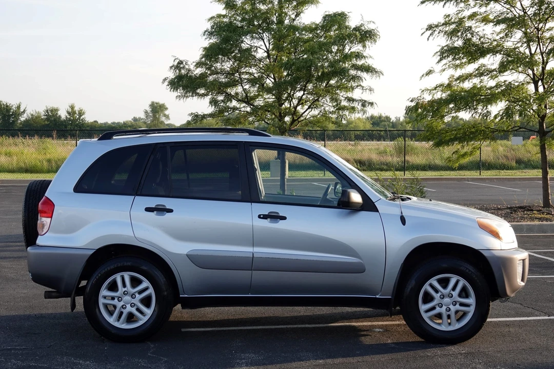 2002 Toyota RAV4 2nd Gen - Image 29 of 31