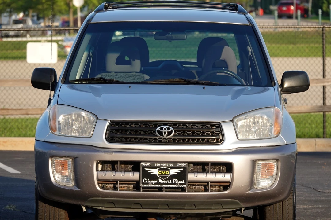 2002 Toyota RAV4 2nd Gen - Image 9 of 31