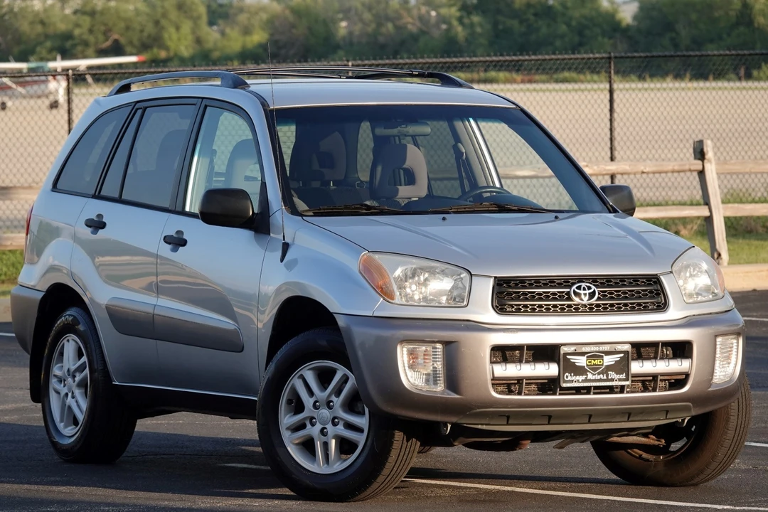 2002 Toyota RAV4 2nd Gen - Image 3 of 31