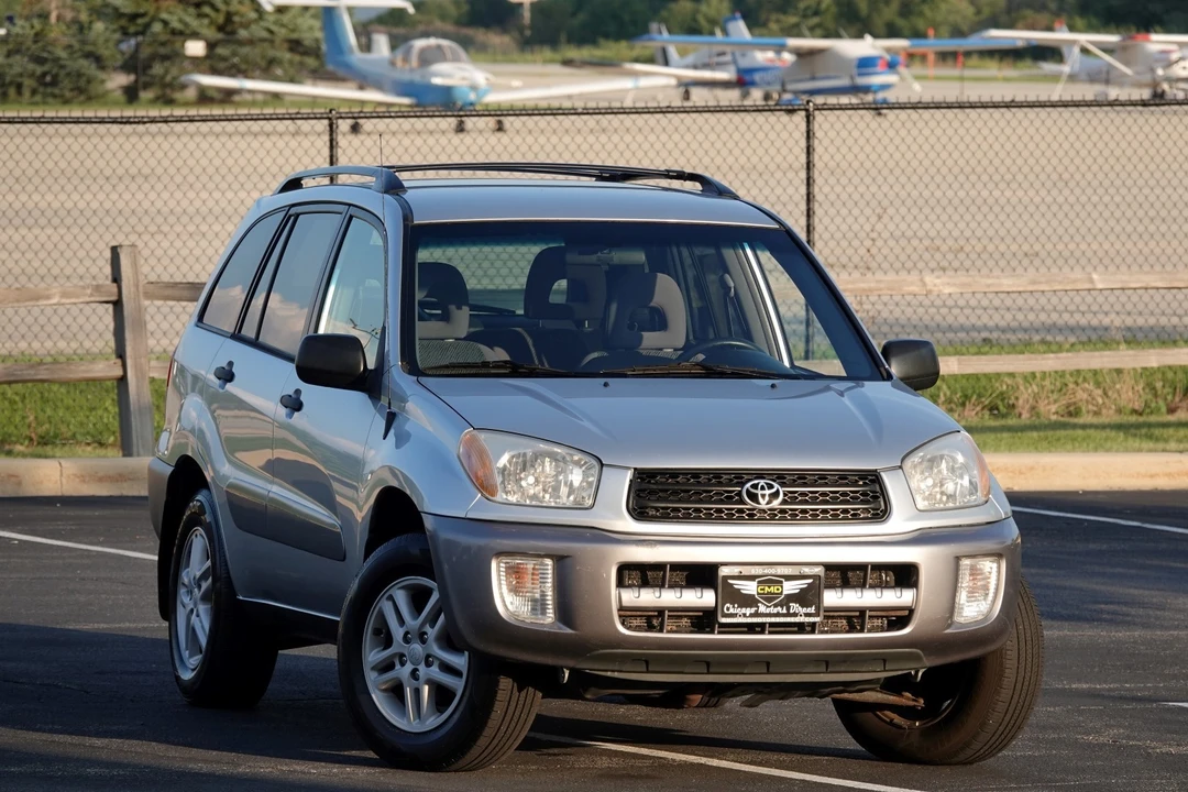 2002 Toyota RAV4 2nd Gen - Image 5 of 31