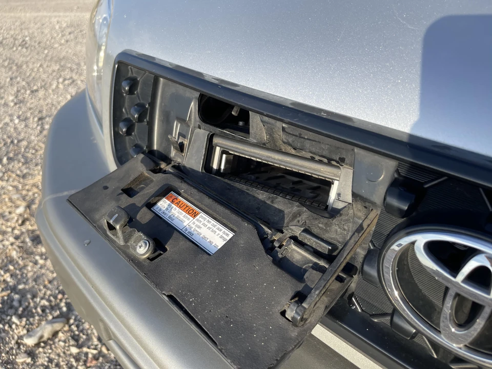 2002 Toyota RAV4 2nd Gen - Image 11 of 31