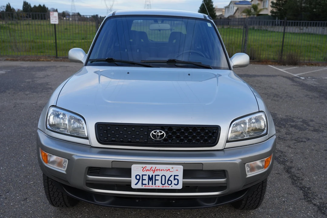 2002 Toyota RAV4 2nd Gen - Image 6 of 31