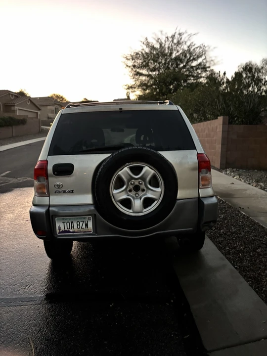 2002 Toyota RAV4 2nd Gen - Image 7 of 20