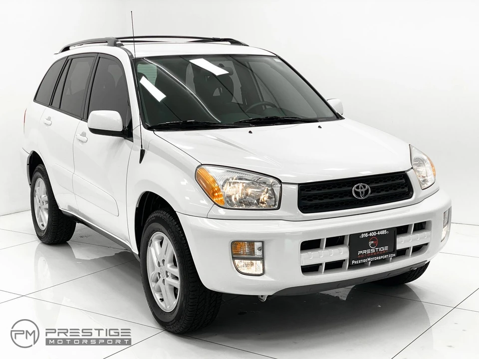 2002 Toyota RAV4 2nd Gen - Image 11 of 21