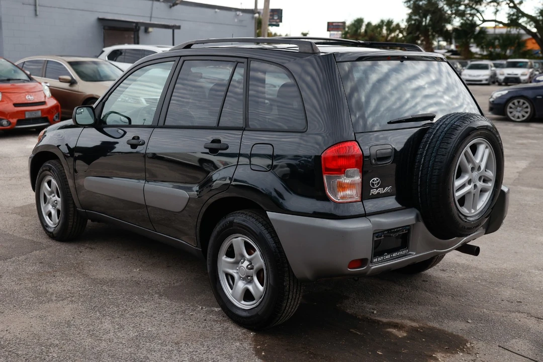 2002 Toyota RAV4 2nd Gen - Image 5 of 12