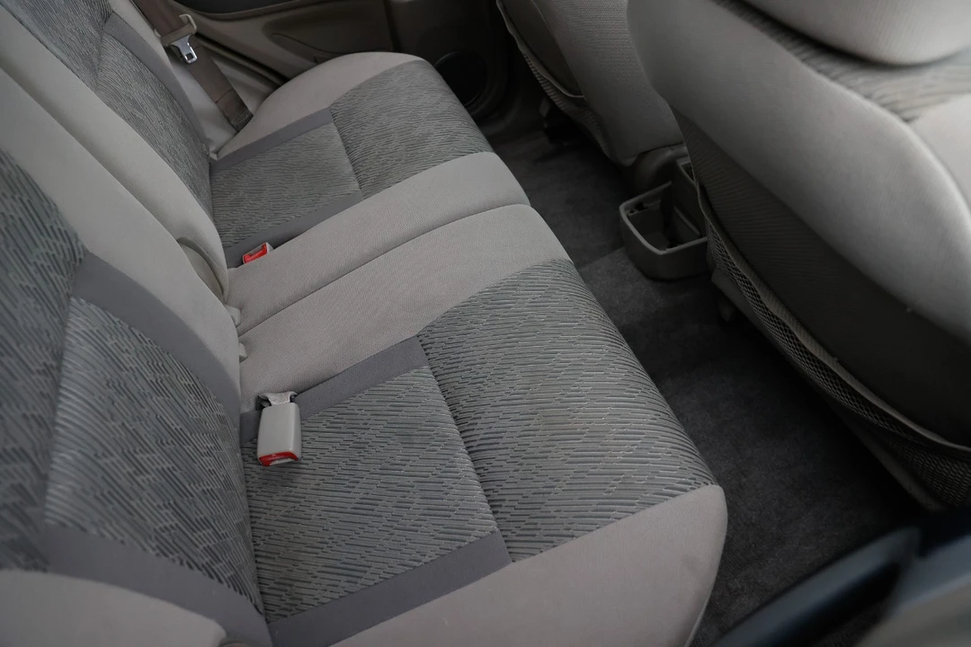 2002 Toyota RAV4 2nd Gen - Image 12 of 12