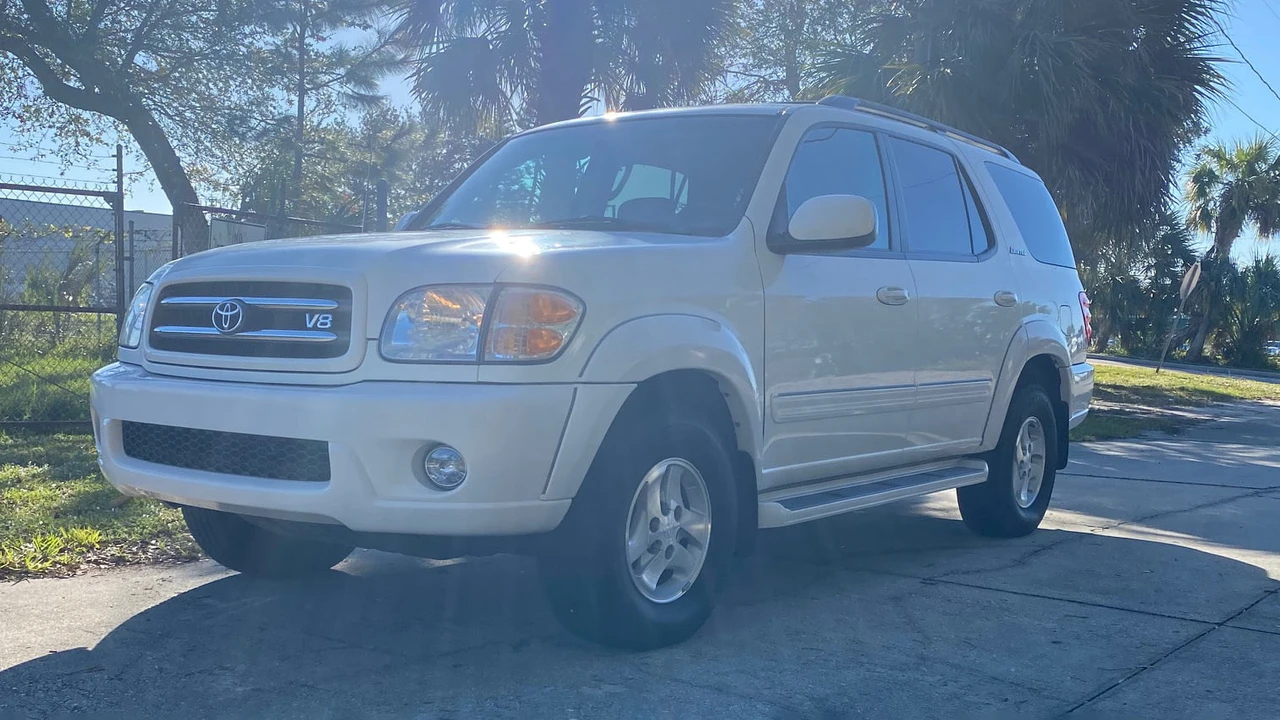 2002 Toyota Sequoia 1st Gen - Image 18 of 20