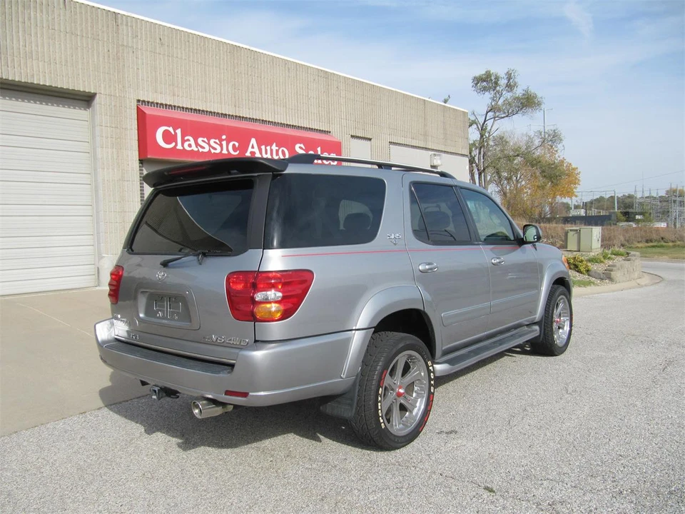 2002 Toyota Sequoia 1st Gen - Image 8 of 31