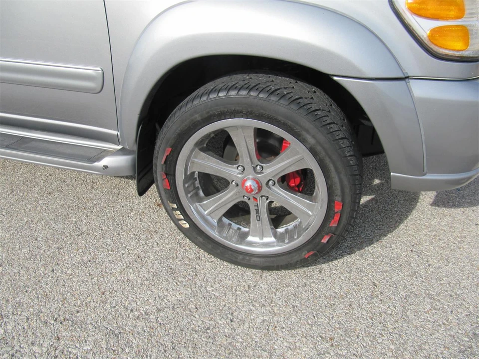 2002 Toyota Sequoia 1st Gen - Image 11 of 31
