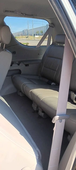 2002 Toyota Sequoia 1st Gen - Image 8 of 8