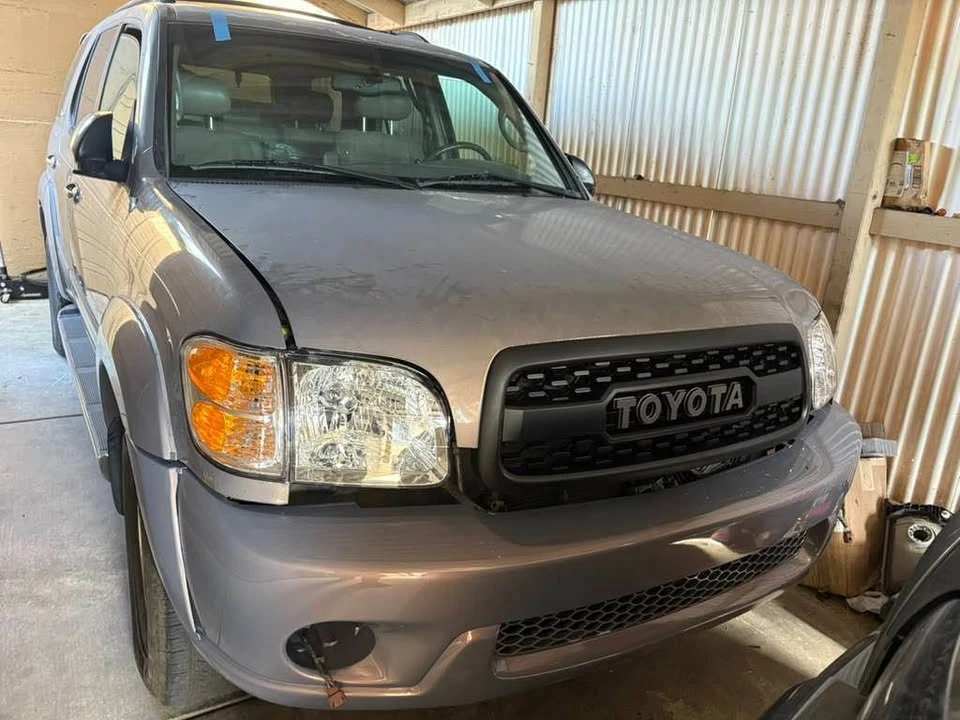 2002 Toyota Sequoia 1st Gen - Image 4 of 7