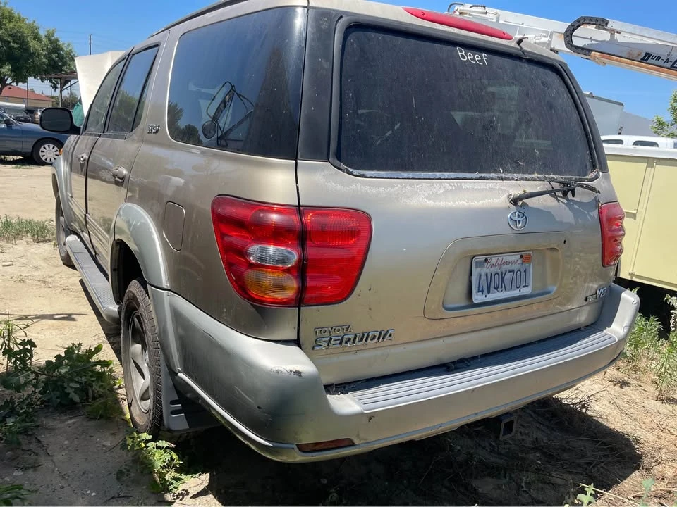 2002 Toyota Sequoia 1st Gen - Image 3 of 7