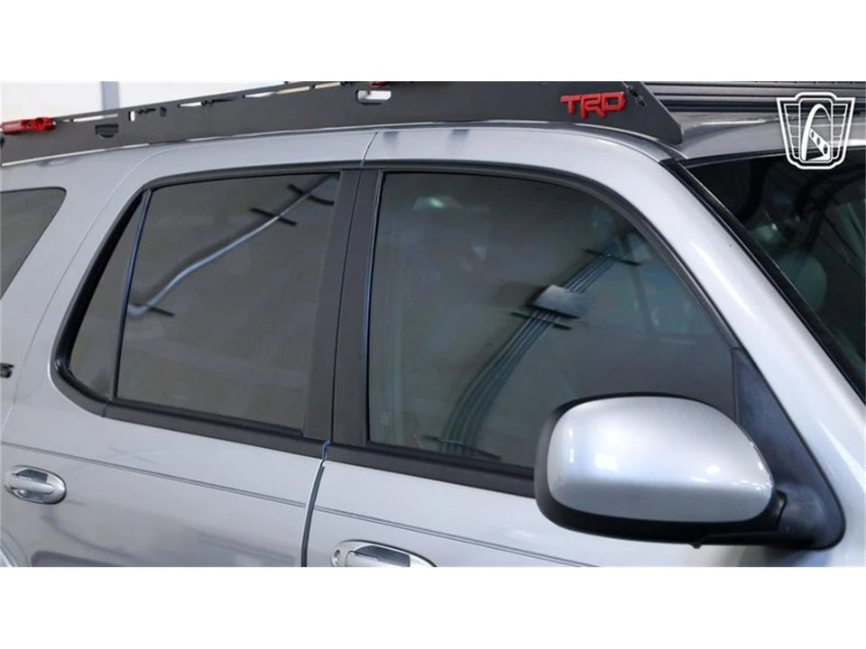 2002 Toyota Sequoia 1st Gen - Image 27 of 31
