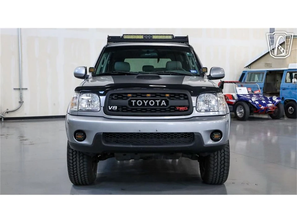 2002 Toyota Sequoia 1st Gen - Image 4 of 31