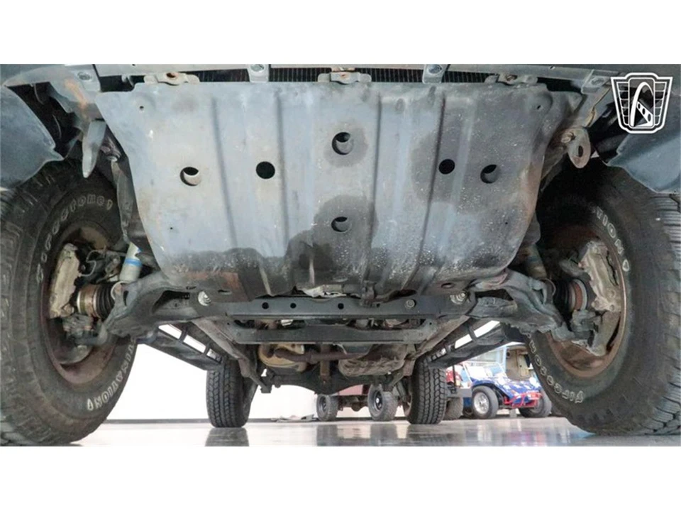 2002 Toyota Sequoia 1st Gen - Image 24 of 31