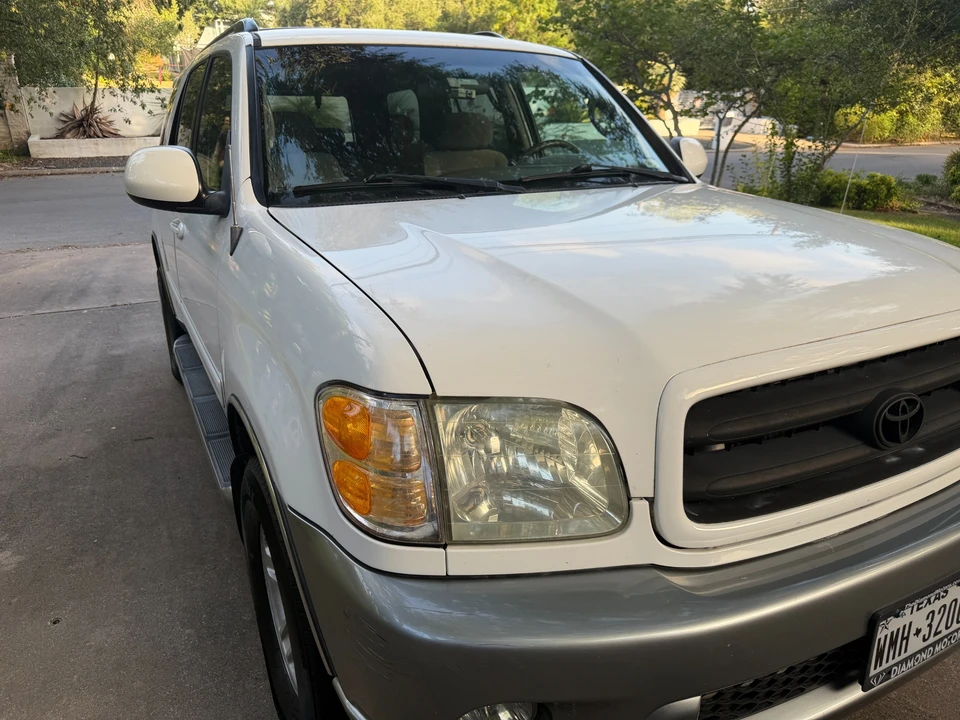 2002 Toyota Sequoia 1st Gen - Image 20 of 31