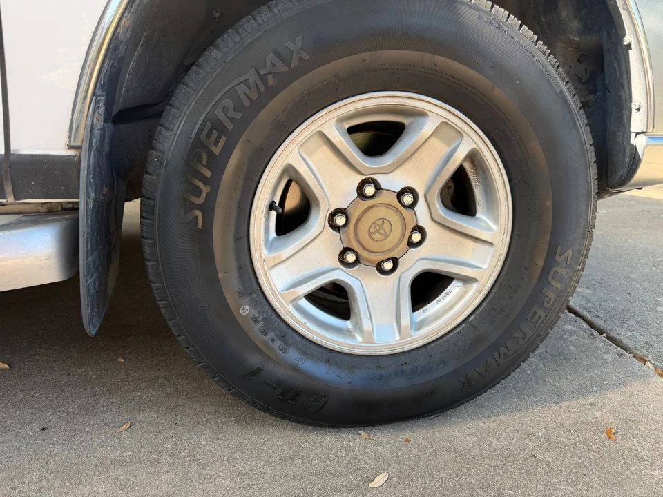 2002 Toyota Sequoia 1st Gen - Image 29 of 31