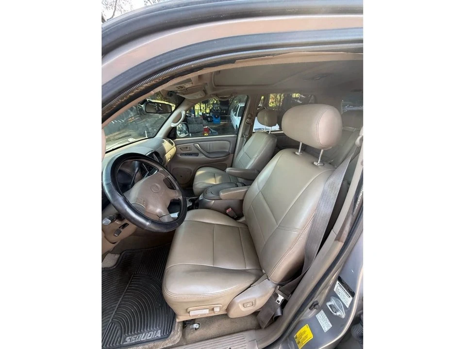 2002 Toyota Sequoia 1st Gen - Image 11 of 13
